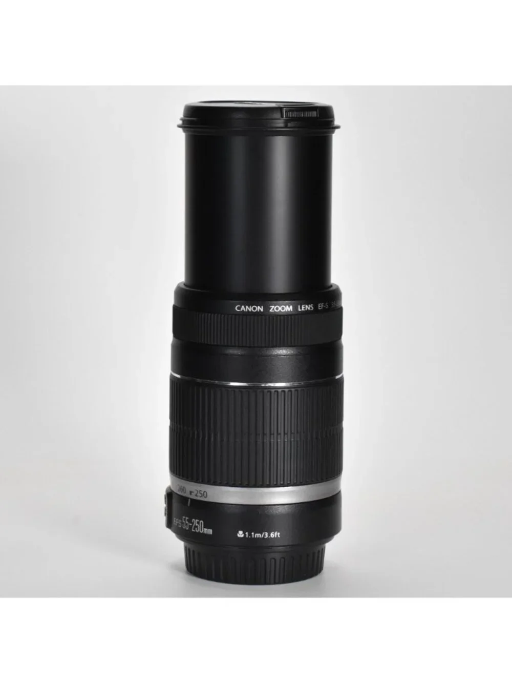 Canon EF-S 55-250mm f/4-5.6 IS Zoom Lens with User Manual & Box MINT